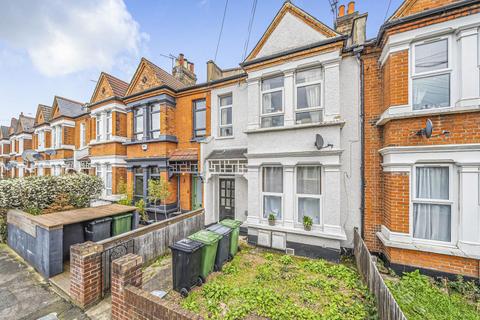 Flat 2, 18 Pattenden Road, Catford, London, SE6 4NQ