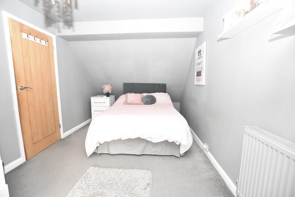Bed 4 (2).jpg
