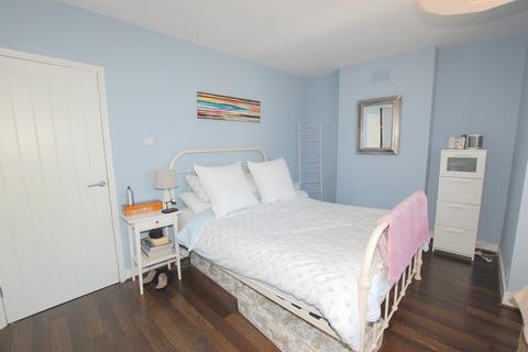 4 bedroom end of terrace house for sale, Balfour Road, BROMLEY, BR2