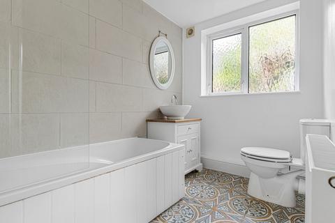 4 bedroom end of terrace house for sale, Balfour Road, BROMLEY, BR2