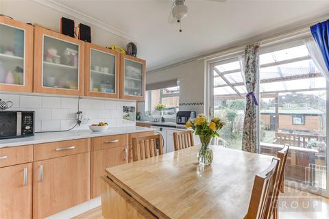 3 bedroom terraced house for sale, Goat Lane, Enfield