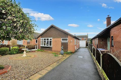 2 bedroom detached bungalow for sale, Trenton Drive, Long Eaton