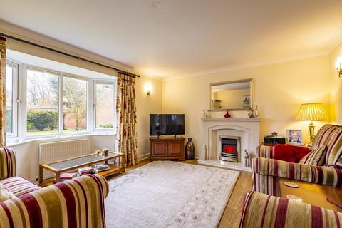 4 bedroom detached house for sale, Church Side, Farnsfield Newark NG22