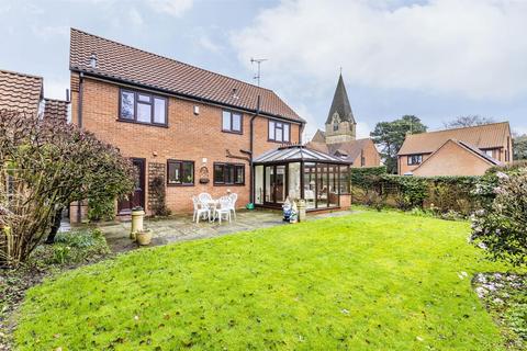 4 bedroom detached house for sale, Church Side, Farnsfield Newark NG22