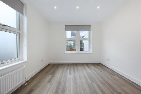 1 bedroom flat to rent - Sunningfields Crescent, London