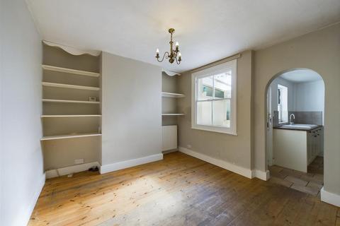 2 bedroom end of terrace house for sale, School Road, East Molesey