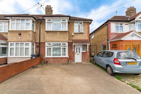 64 Victoria Gardens, Hounslow, TW5 9DE