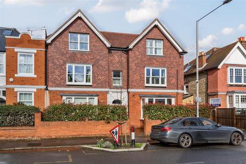 2 bedroom apartment for sale, Lingfield Avenue, Kingston Upon Thames