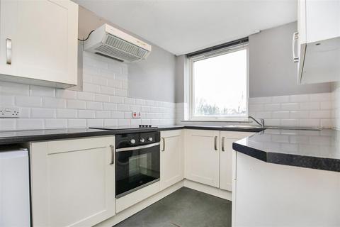 2 bedroom flat to rent - St Anns Close, City Centre NE1