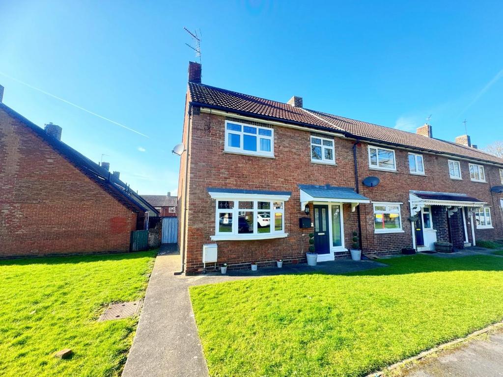 The Park, Middleham, 3 bed end of terrace house for sale £134,950