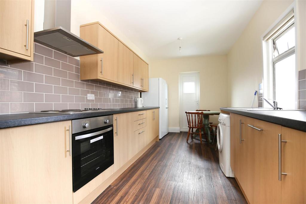 Claremont Road, Newcastle Upon Tyne NE2 5 bed to rent £