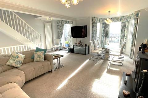 3 bedroom semi-detached house for sale, Tan Y Fron, Deganwy