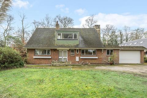 3 bedroom detached house for sale - Hocombe Road, Hiltingbury, Chandler's Ford