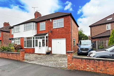 4 bedroom semi-detached house for sale, Dale Grove, Timperley