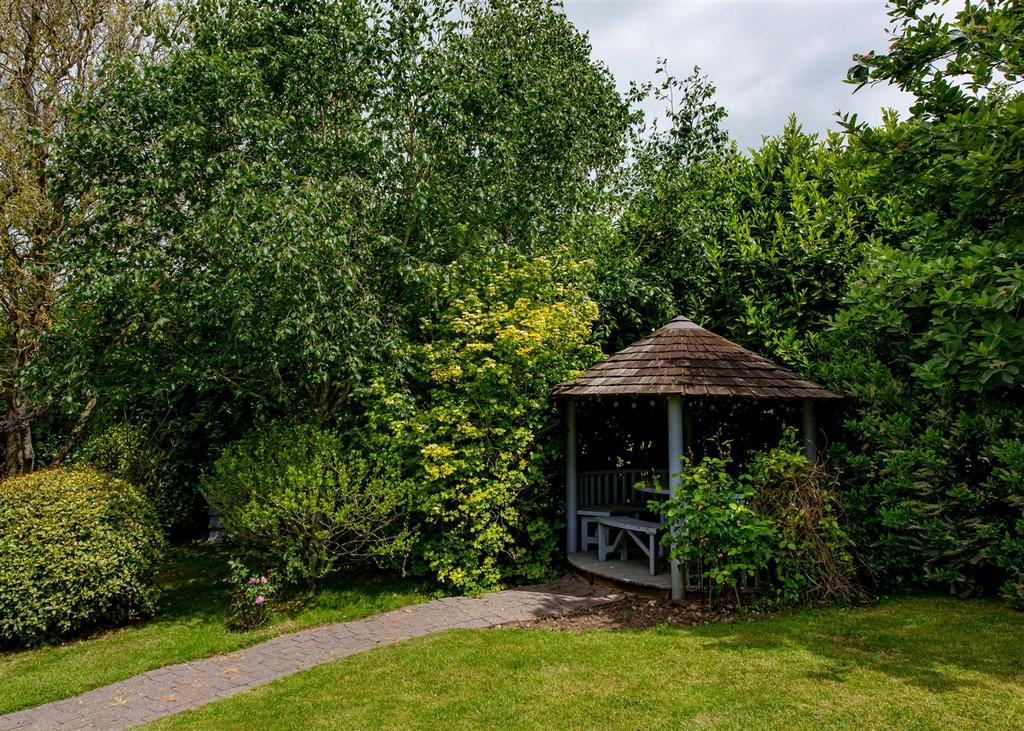 The Tythe Barn-gdn8.jpg
