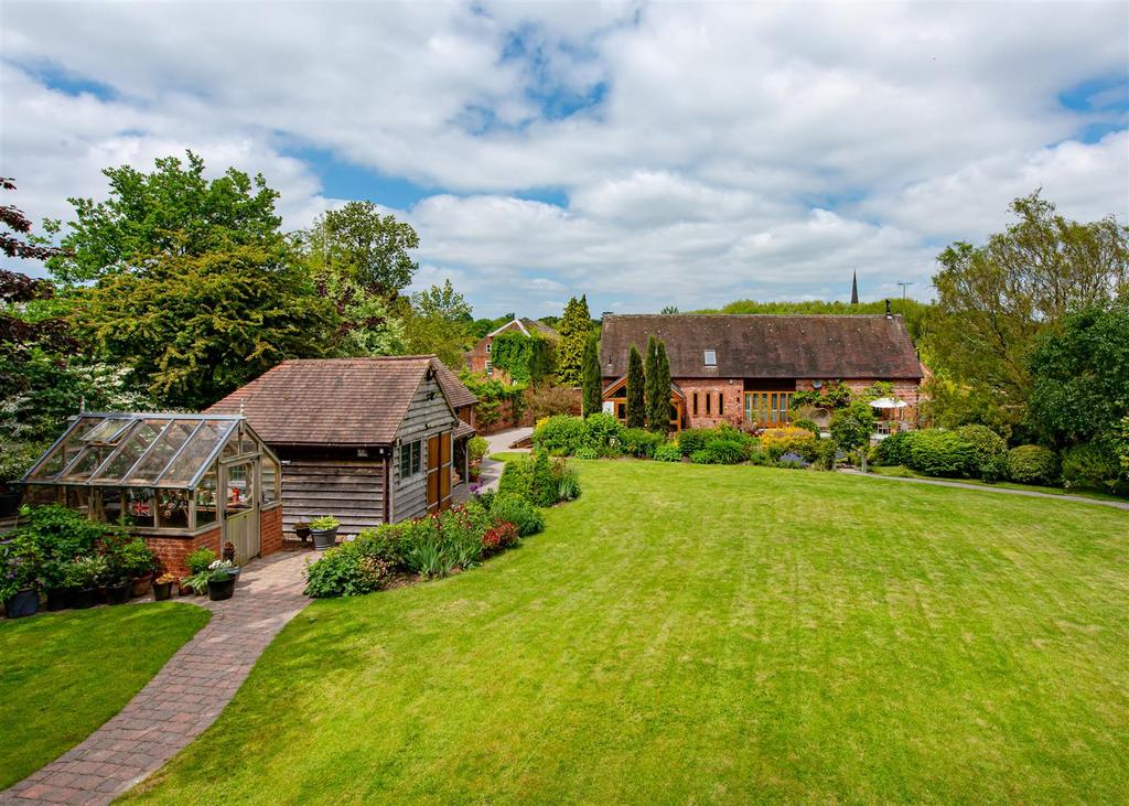 The Tythe Barn-gdn10.jpg