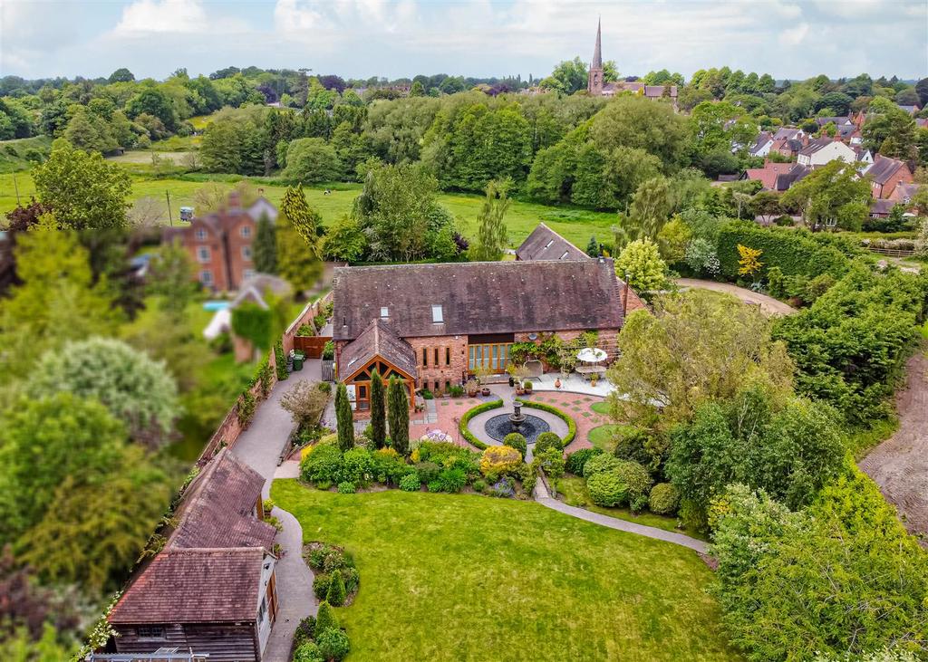 The Tythe Barn-drone3.jpg