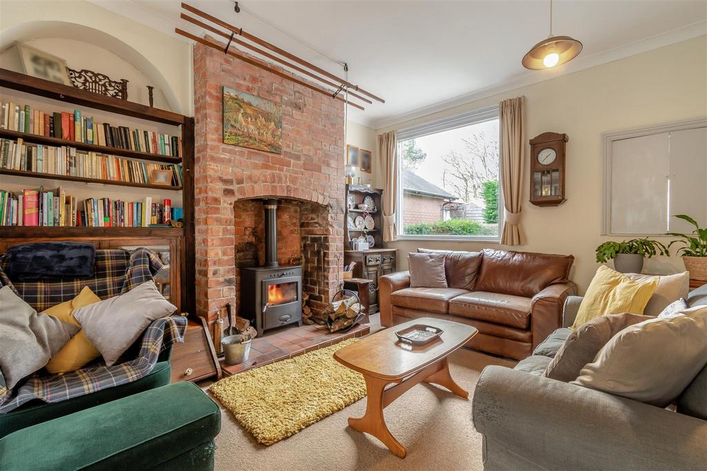 8585662-interior01.jpg
