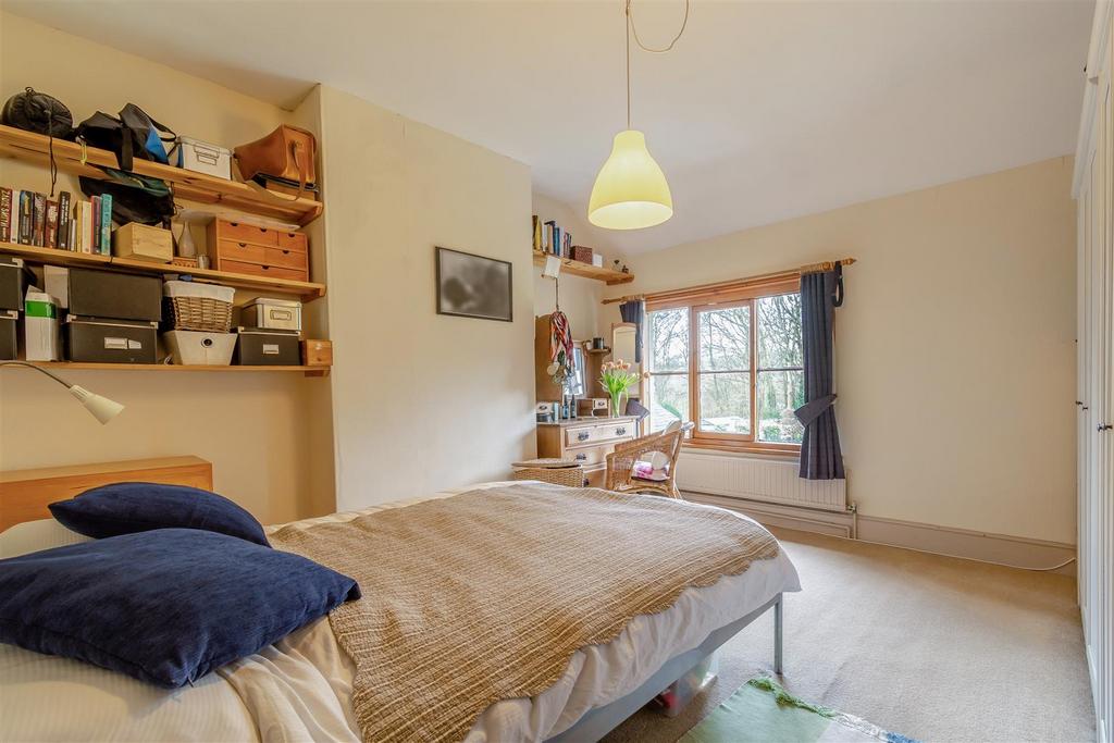 8585662-interior21.jpg