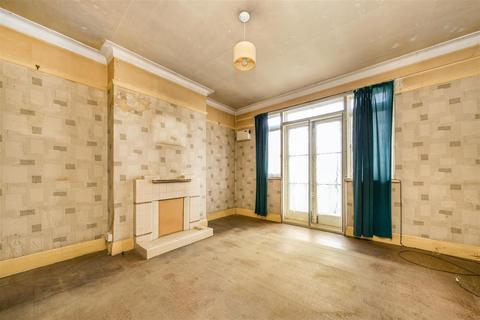 24 Spencer Road, Isleworth, TW7 4BH