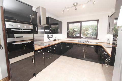 2 Krypton Close, Shenley Lodge, Milton Keynes, MK5 7AU