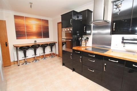 2 Krypton Close, Shenley Lodge, Milton Keynes, MK5 7AU