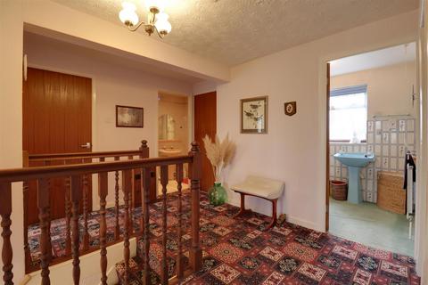 30 Bladon Crescent, Alsager, Stoke-on-trent, ST7 2BG