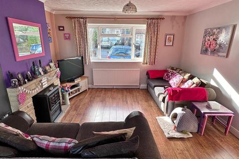 3 bedroom end of terrace house for sale, Cherry Garden Road, Eastbourne BN20