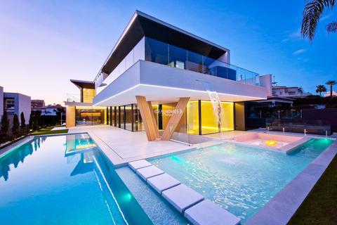 5 bedroom villa, Gale, Albufeira Algarve, Portugal