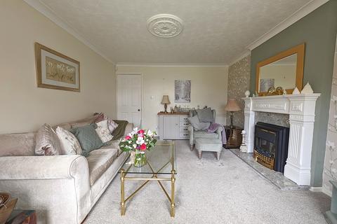 6 Ashleigh Drive, Sheffield, S12 2SA