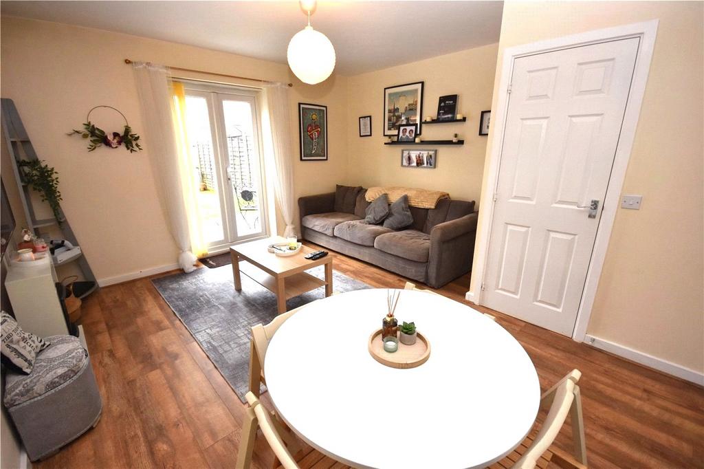 Lounge Dining Room