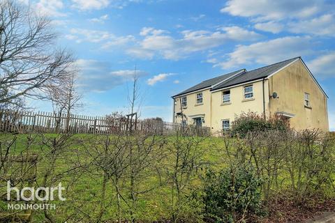 3 bedroom semi-detached house for sale, Harold Close, Monmouth