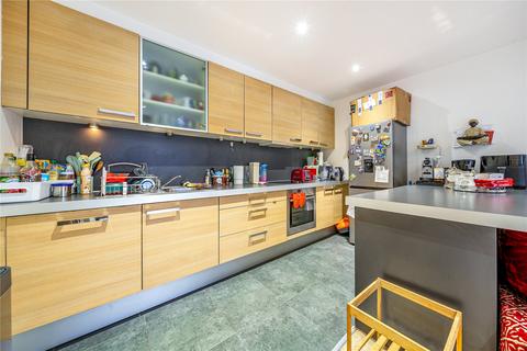 2 bedroom flat for sale - The Heart, Walton-On-Thames, KT12