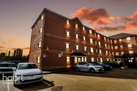 1 bedroom apartment for sale, Berberis Court, Hyacinth Close, Ilford