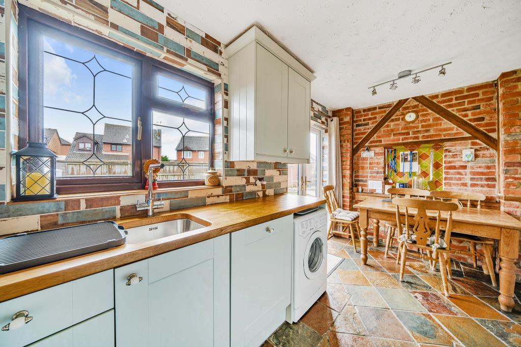 Thatcham, Heath, RG19 3 bed semidetached house for sale £385,000