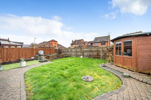 3 bedroom semi-detached house for sale, Thatcham,  Kennet Heath,  RG19