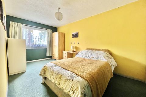 77 Berry Drive, Paignton, TQ3 3RD