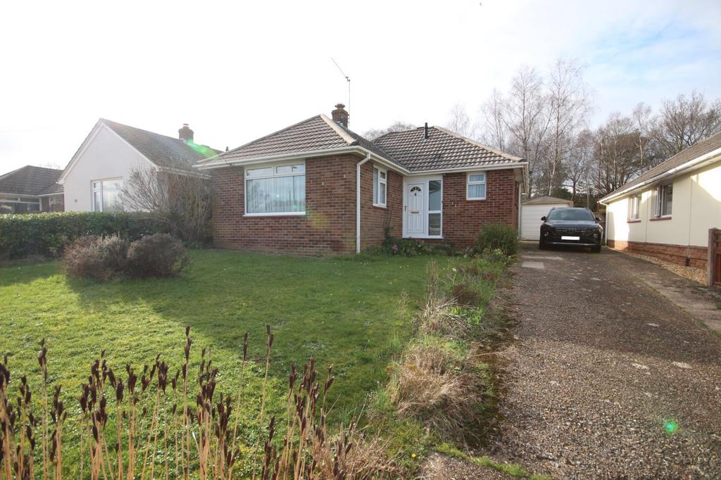 Stoborough Drive, Broadstone, Dorset... 3 bed bungalow for sale £385,000