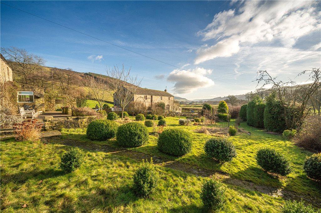 Front Garden &amp; View