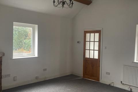 3 bedroom bungalow to rent - Corner House Bungalow, 57 High Street, Telford, Shropshire, TF7