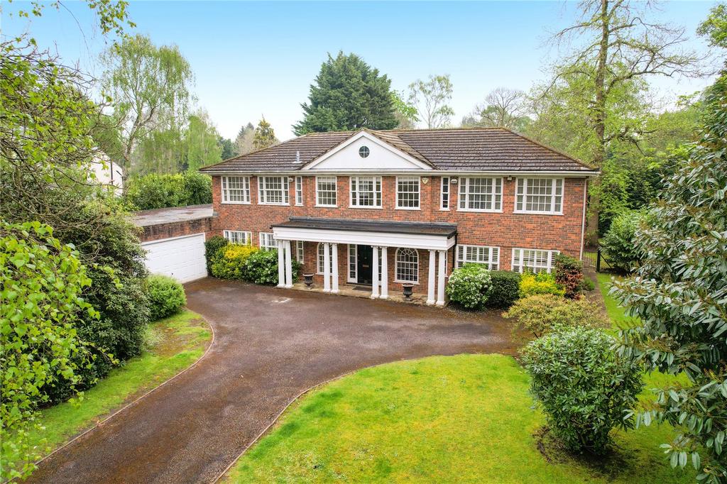Ince Road, Burwood Park, Walton on... 5 bed detached house for sale £