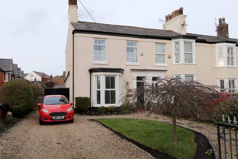 3 bedroom end of terrace house for sale, Manchester Road, Southport PR9