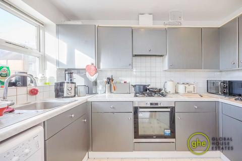 1 bedroom flat for sale, Vincent Court, Stockwell, London