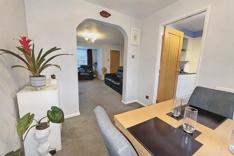 70 Bluebell Close, Gateshead, NE9 6RF