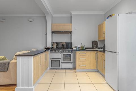 1 bedroom apartment for sale, Reading Road, Henley-On-Thames