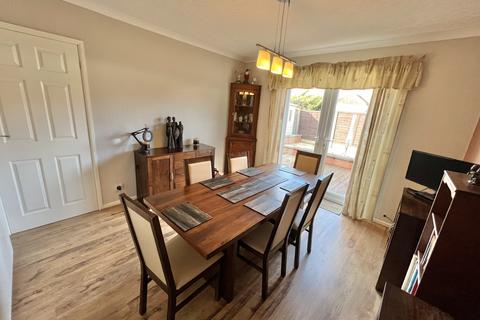 2 Allen Close, Thornton-cleveleys, FY5 3NS