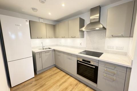2 bedroom flat to rent - Squire Street, Glasgow G14
