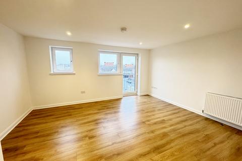 2 bedroom flat to rent, Squire Street, Glasgow G14