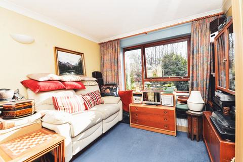 1 bedroom apartment for sale, Ashlet Gardens, Ashley, New Milton, Hampshire, BH25