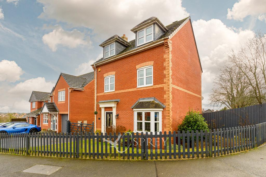 Lancers Drive, Melton Mowbray LE13 5 bed detached house for sale £425,000